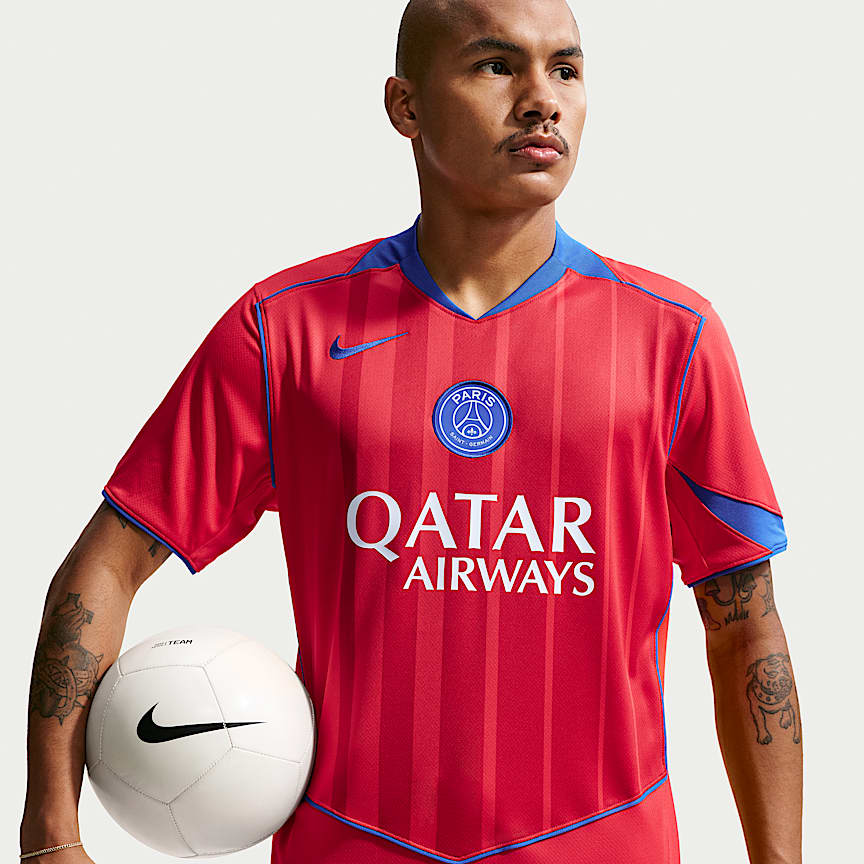 Paris Saint-Germain Primary Men's Nike Dri-FIT Soccer T-Shirt